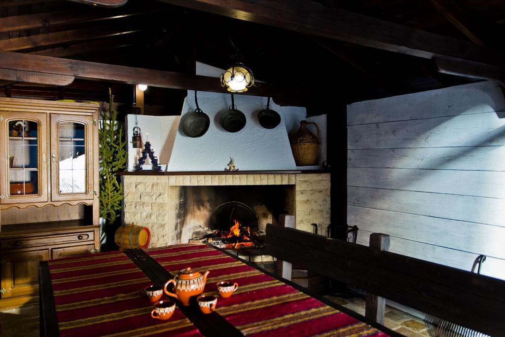 פמפורובו Apartment Snezhanka מראה חיצוני תמונה