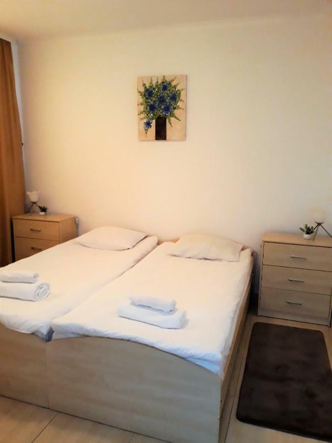 פמפורובו Apartment Snezhanka מראה חיצוני תמונה